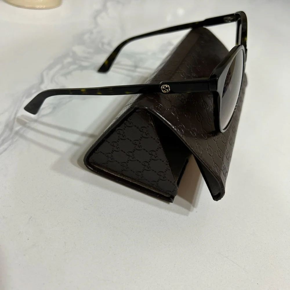Gucci Black Cat-Eye Sunglasses